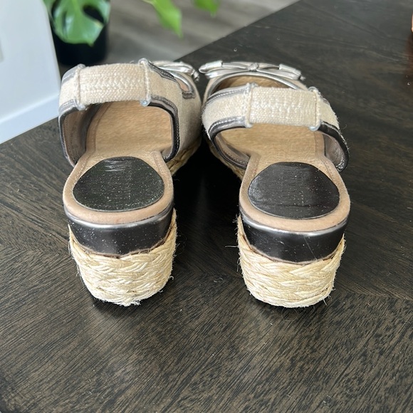 Ralph Lauren Camille Wedges ⭐️✨ Size 6.5B - Picture 6 of 9